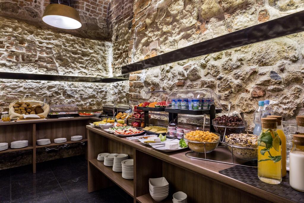 Elektor Premium Hotel